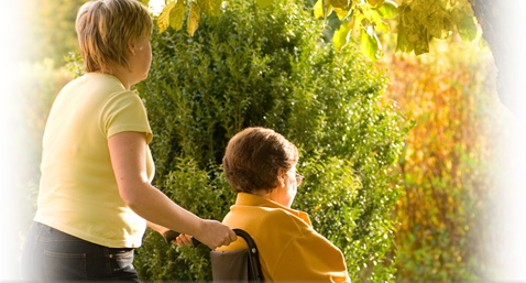 Pflegekraft mit Pflegebedürftiger Person